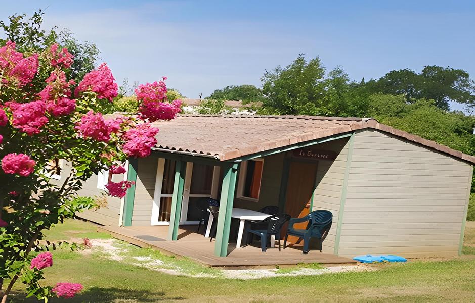 Camping Les Monts d'Albi_Teillet chalet bois