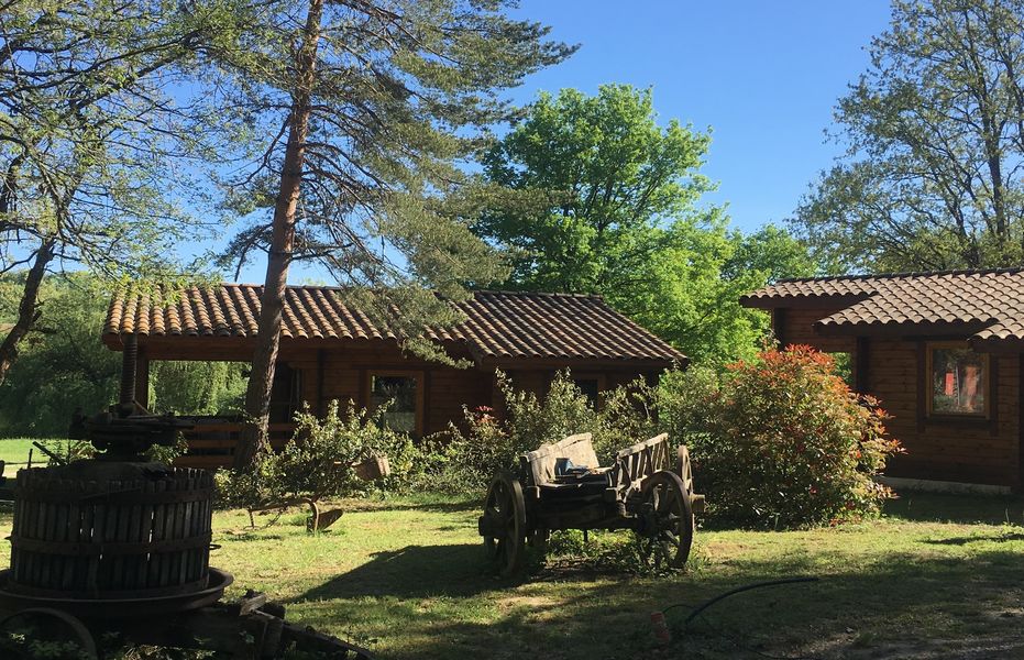 Les Fées du Moulin chalets bois
