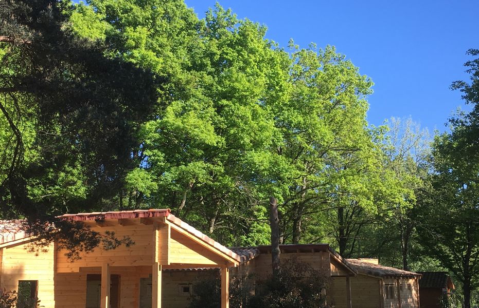 Les Fées du Moulin toits des chalets