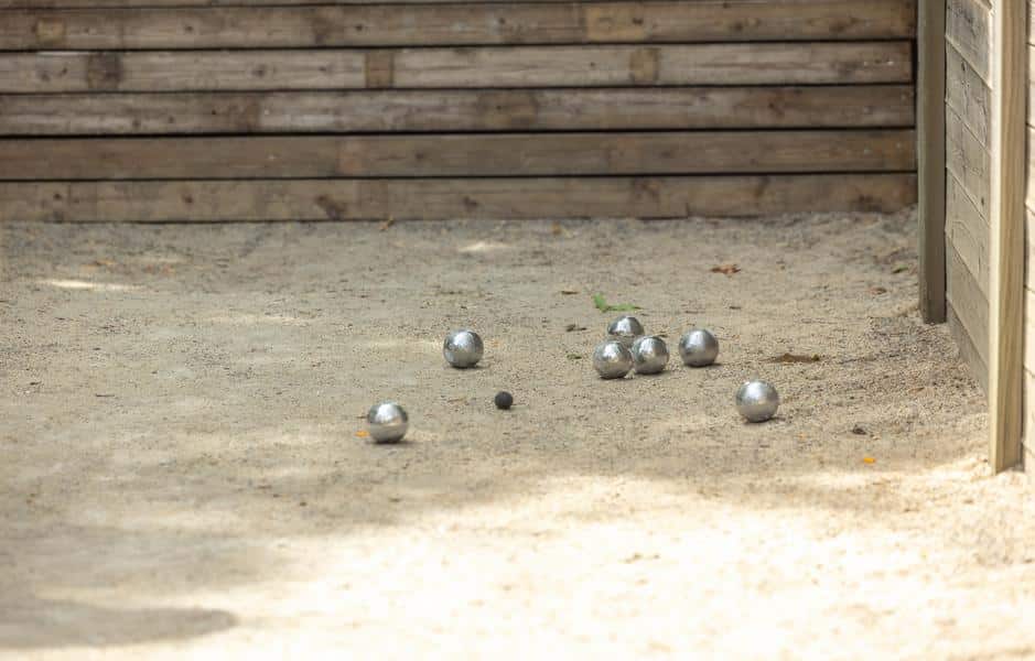 Camping Homair Rieumontagné jeu de boules