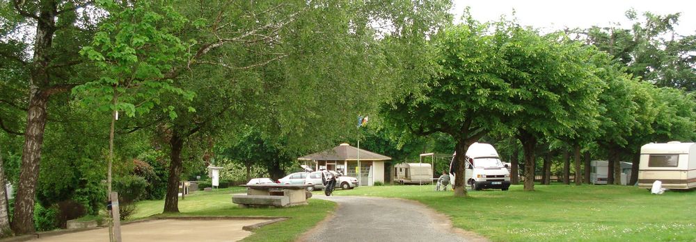 Camping Vallée du Thoré emplacements