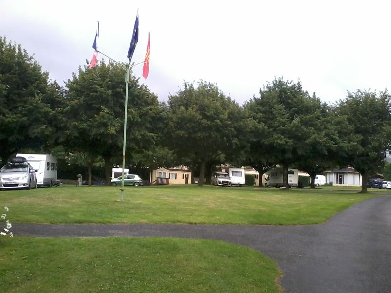 Camping Vallée du Thoré allées