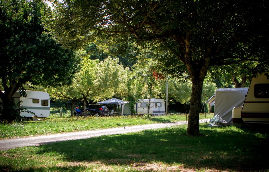 Camping Municipal la Rabaudié grands emplacements