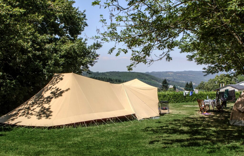 Camping Le Plô grande tente