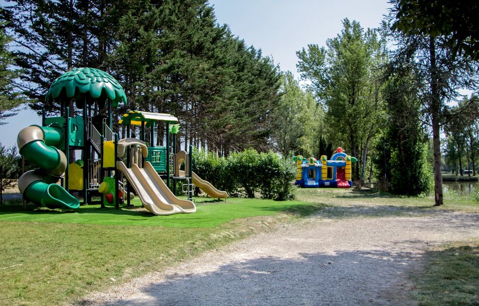 Camping Plan d'Eau St Charles