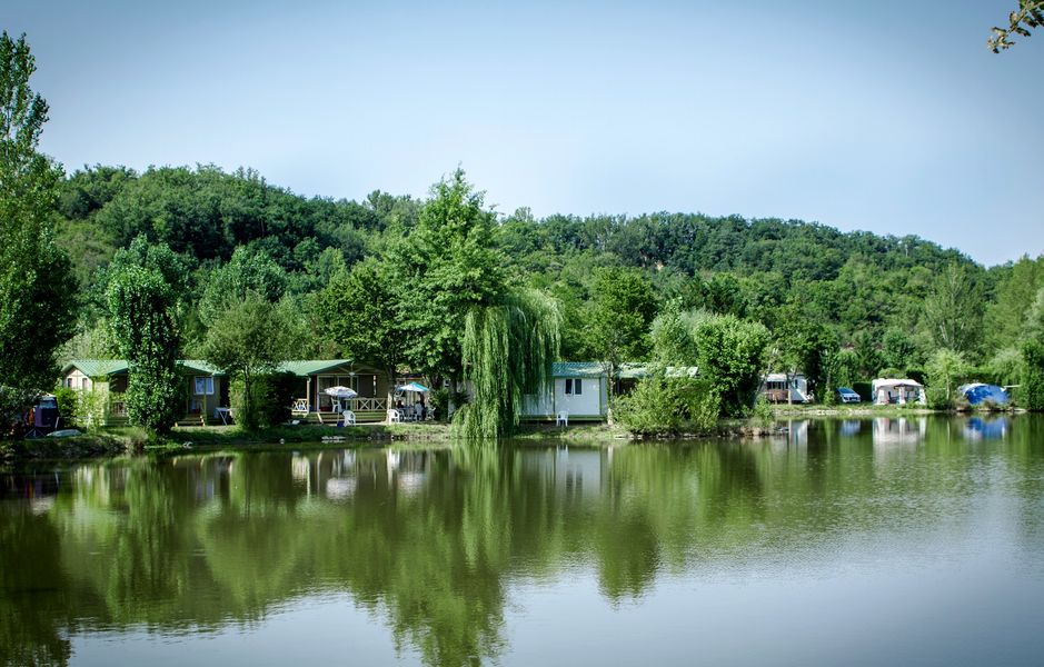 Camping Plan d'Eau St Charles lac