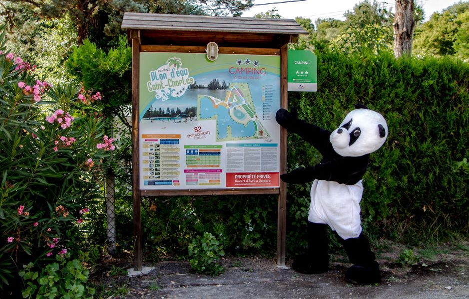 Camping Plan d'Eau St Charles entrée
