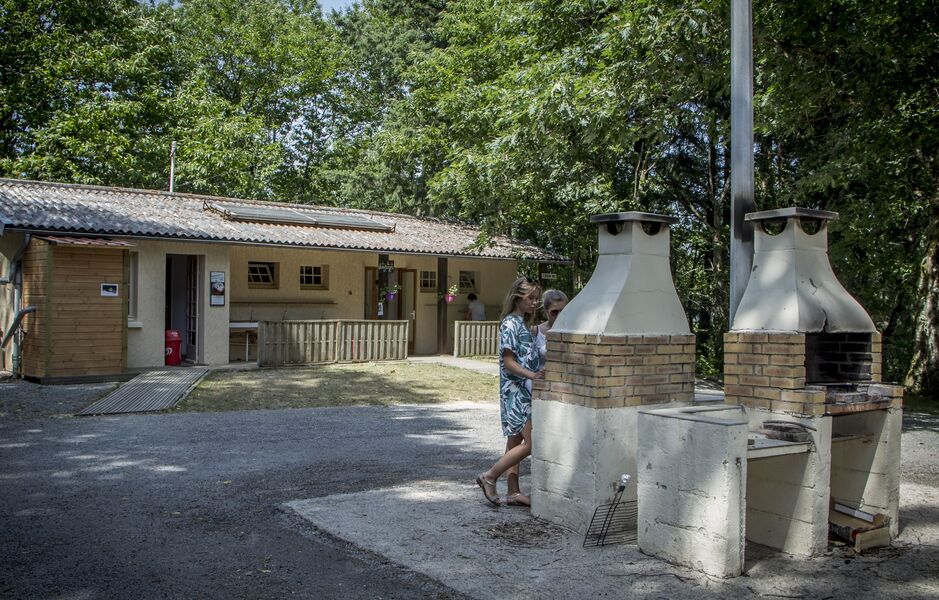 Camping Lestap barbecue