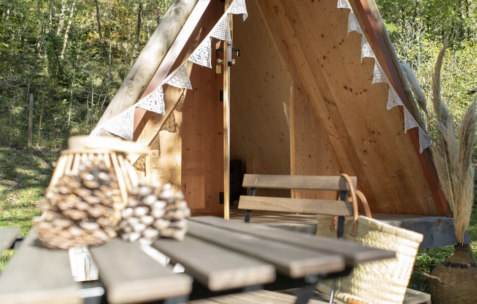 Camping les Tarrasses du Viaur Tipi