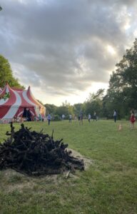 Parc Résidentiel de Loisirs Les Fées du Moulin_Lisle-sur-Tarn chapiteau