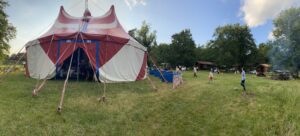 Parc Résidentiel de Loisirs Les Fées du Moulin_Lisle-sur-Tarn cirque