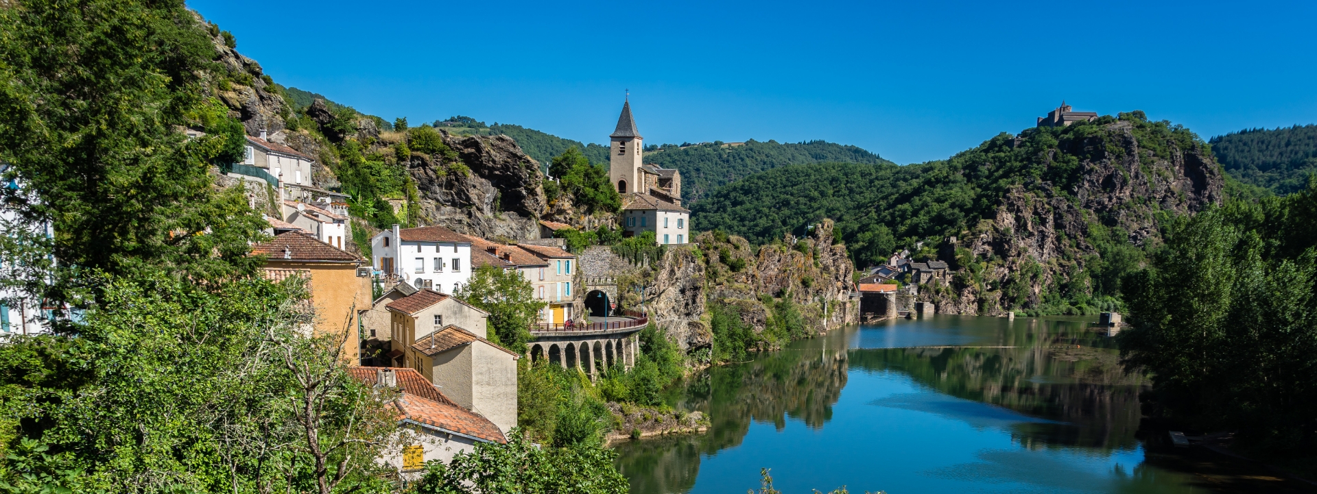 Tarn valley village: discover the treasures and heritage of the Tarn region