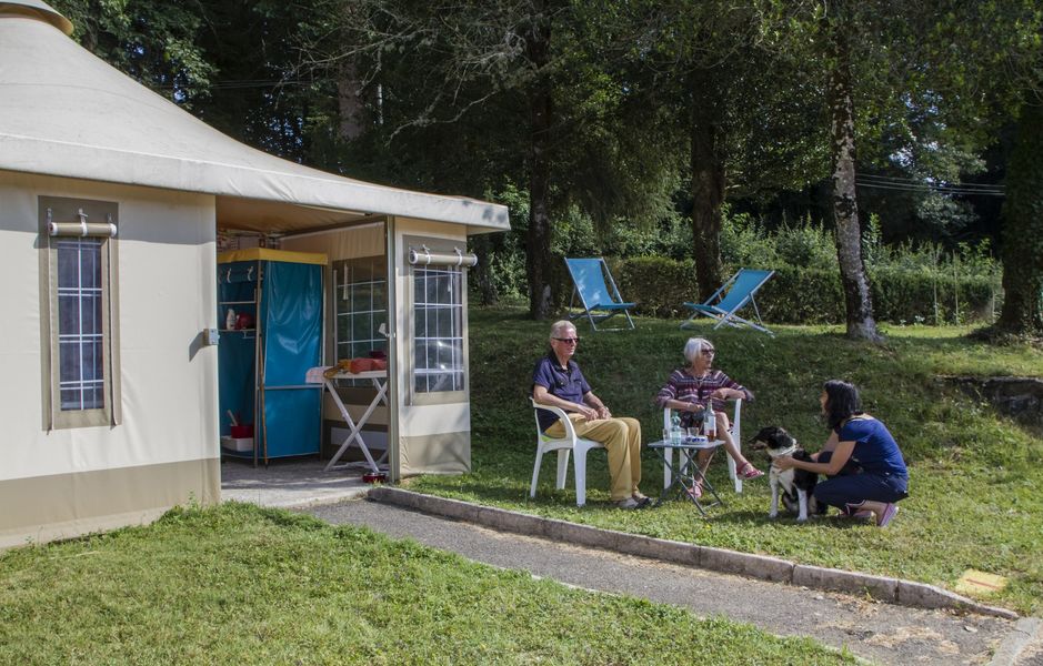 Camping de la Raviège couple en BTM